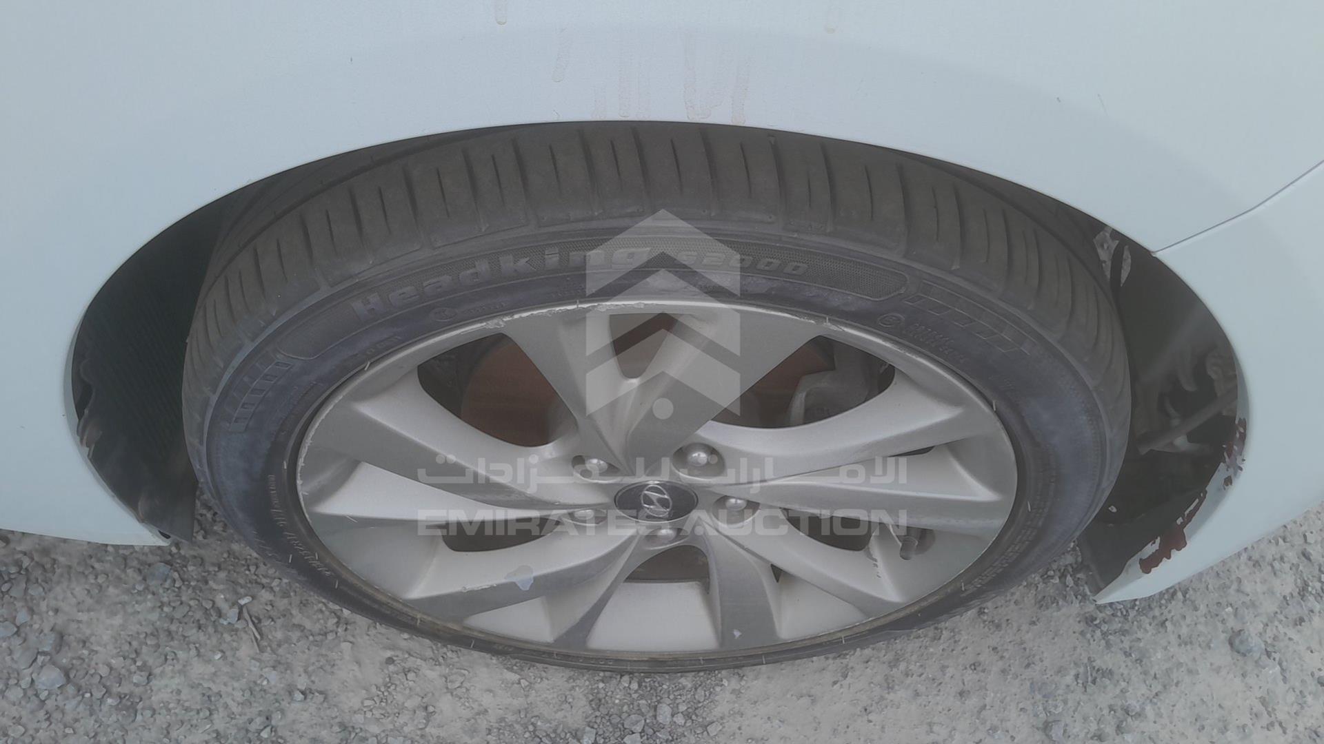2016 HYUNDAI VELOSTER VIN: KMHTC6AD1GU271110