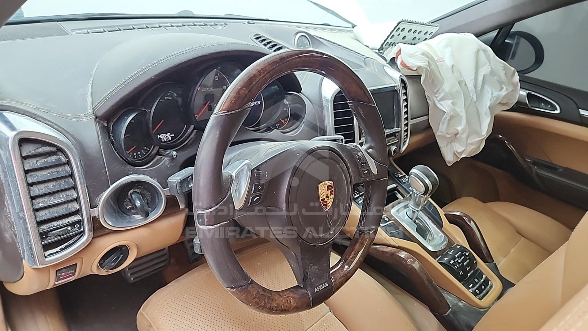 2013 PORSCHE CAYENNE GTS VIN: WP1ZZZ92ZDLA75797