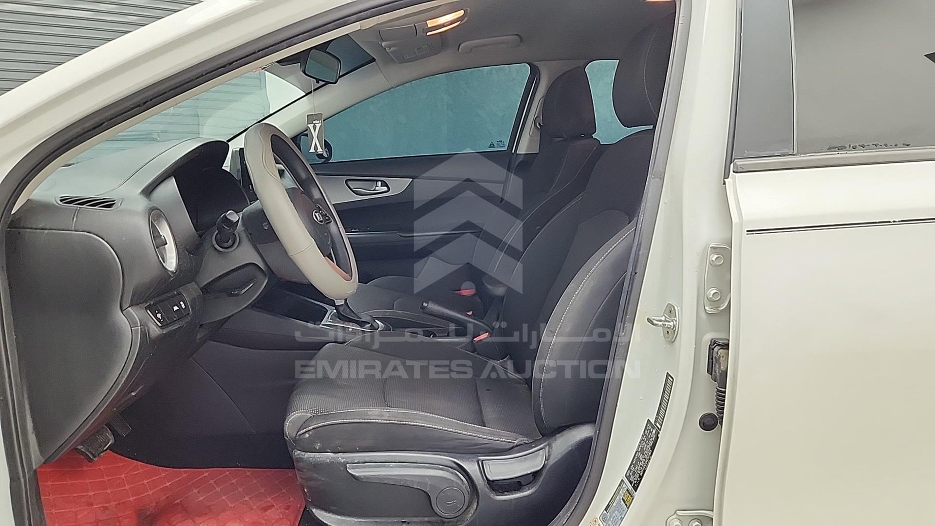 2019 KIA FORTE VIN: 3KPF24AD2KE005885