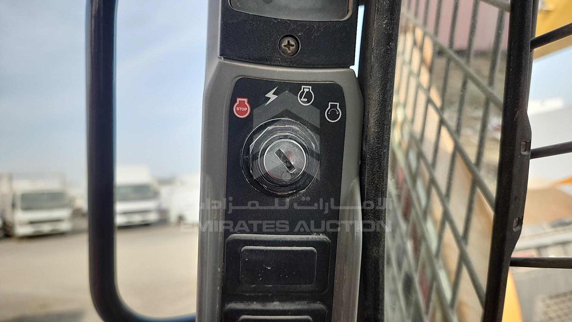 2024 CASE SR150B VIN: JAFSR150APM430552