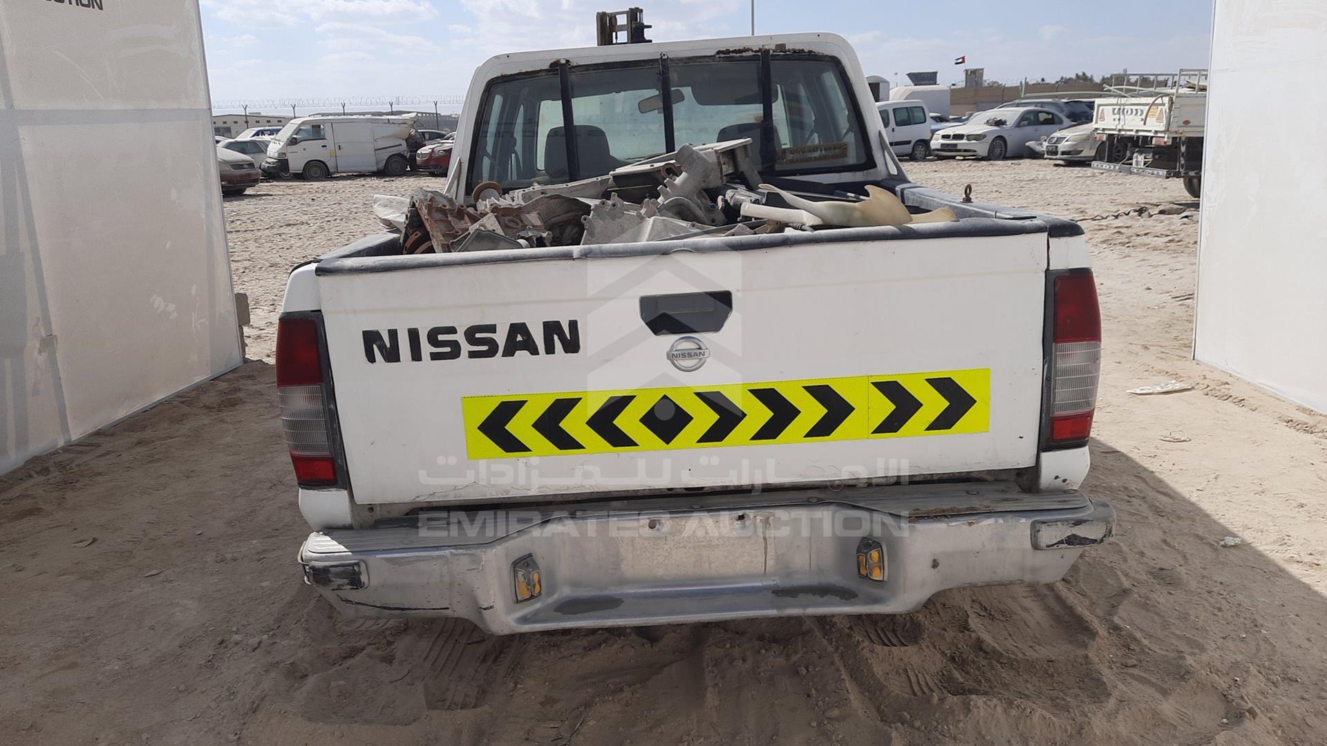 2007 NISSAN 2400 VIN: JN6PD23Y37A780786