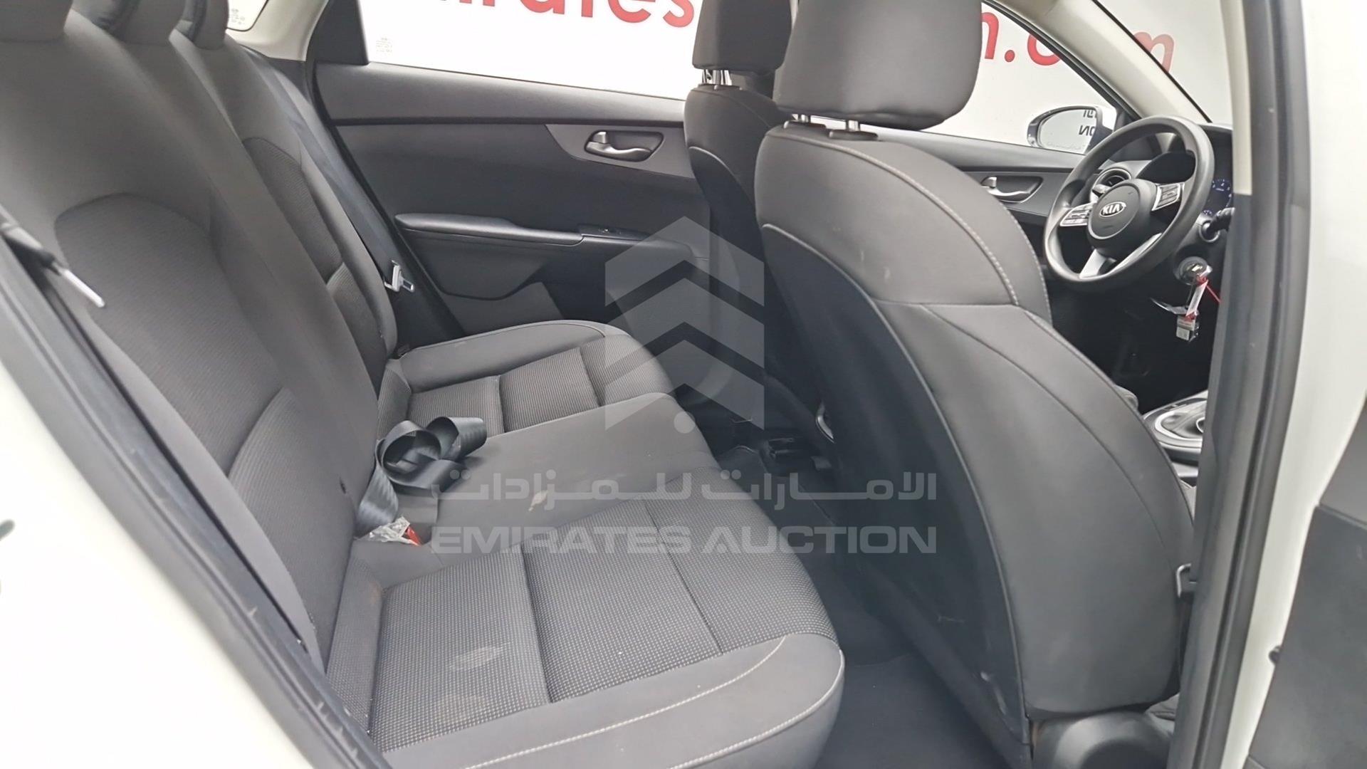 2020 KIA CERATO VIN: KNAF24166L5856938