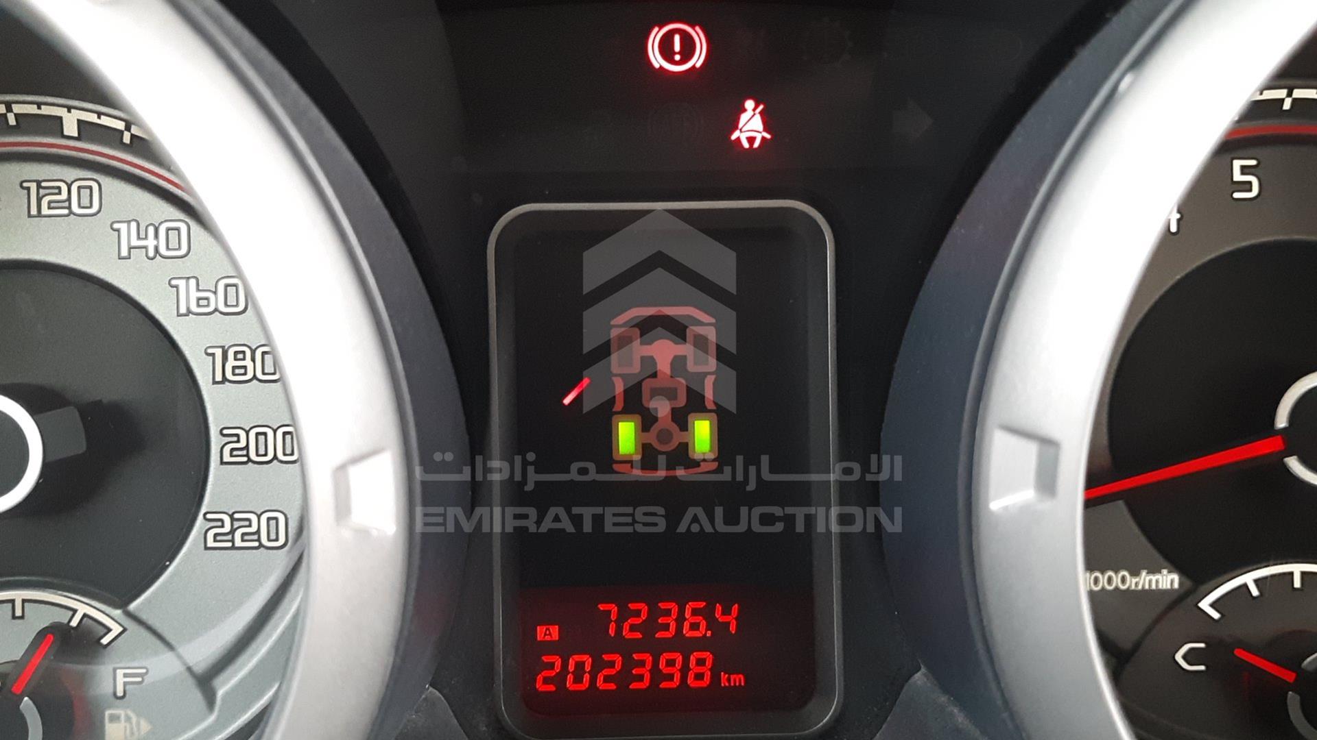2016 MITSUBISHI PAJERO VIN: JMYMRV85WGJ730396