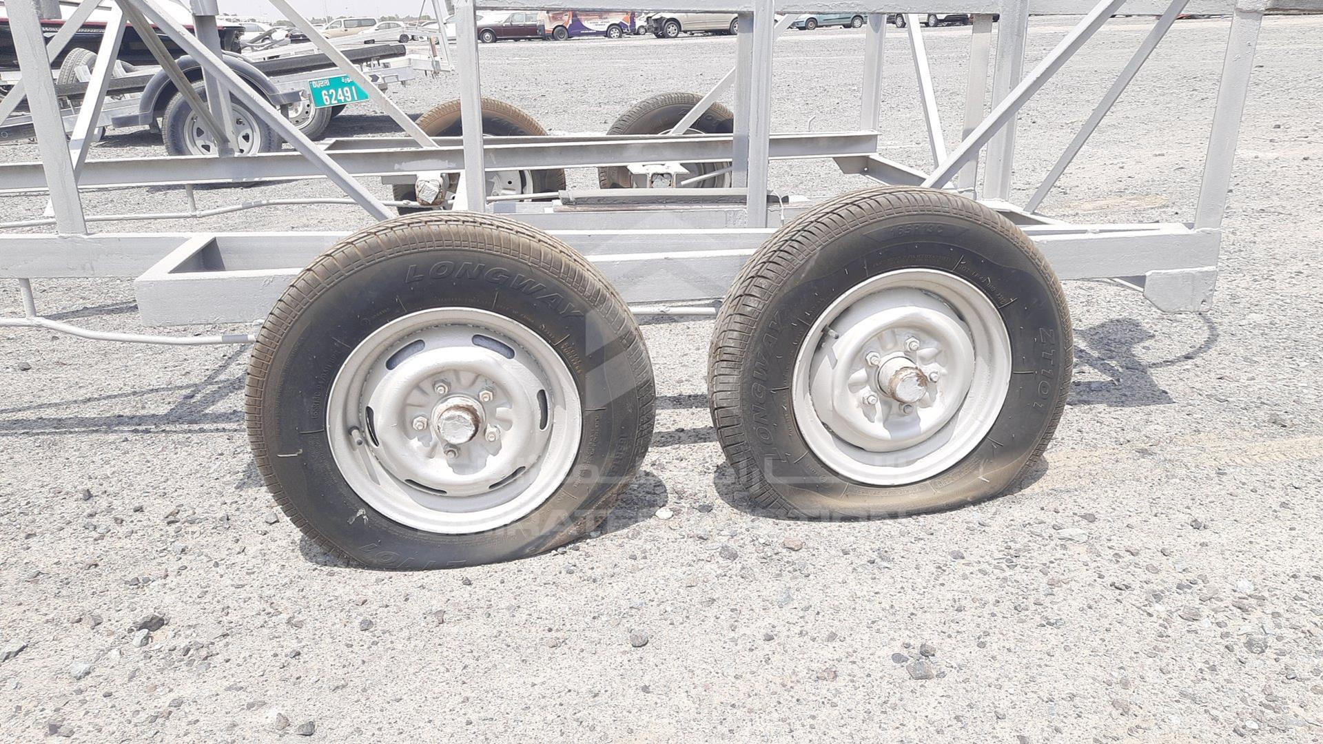 0 TRAILER LOCAL VIN: D104619DXBTRAILER