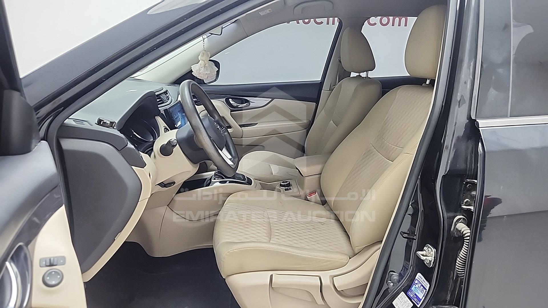 2019 NISSAN X-TRAIL VIN: JN1BT2MW8KW014676