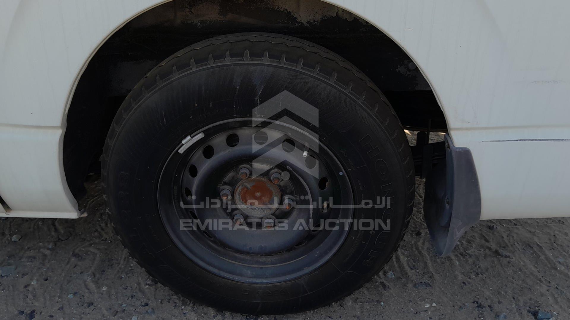 2011 TOYOTA HIACE VIN: JTFHX02P8B0056416