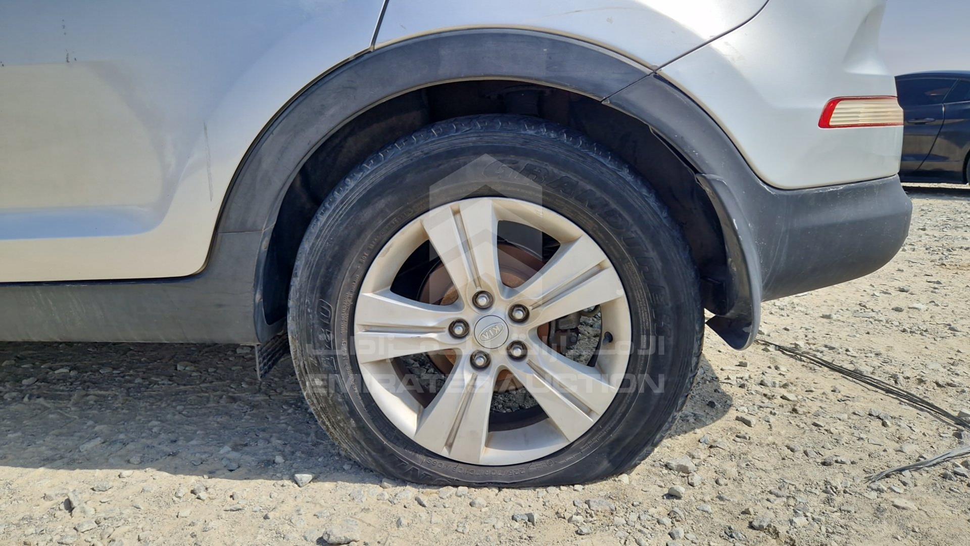 2011 KIA SPORTAGE VIN: KNAPB8116B7030318