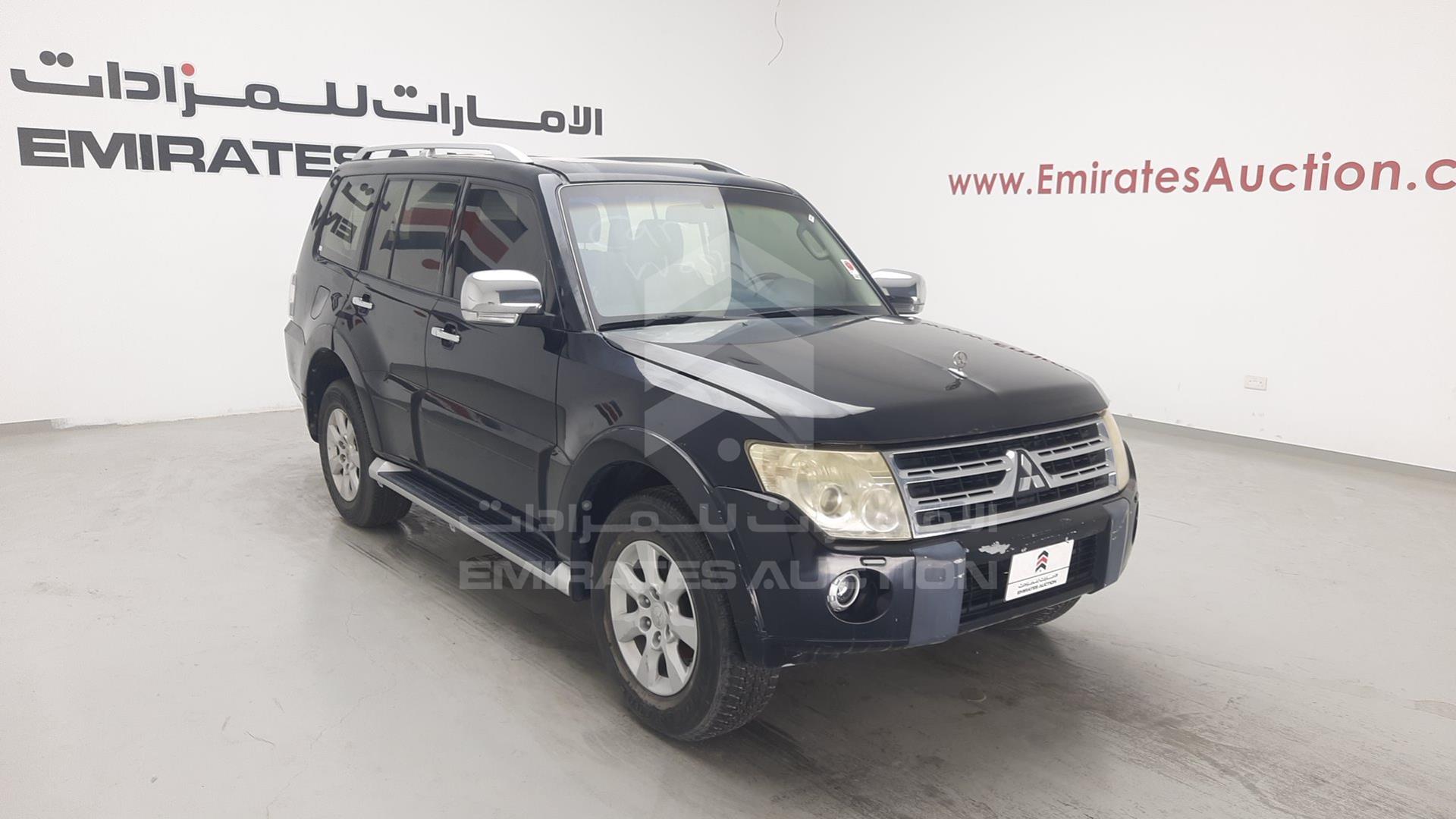 2011 MITSUBISHI PAJERO VIN: JMYLRV95WBJ706153