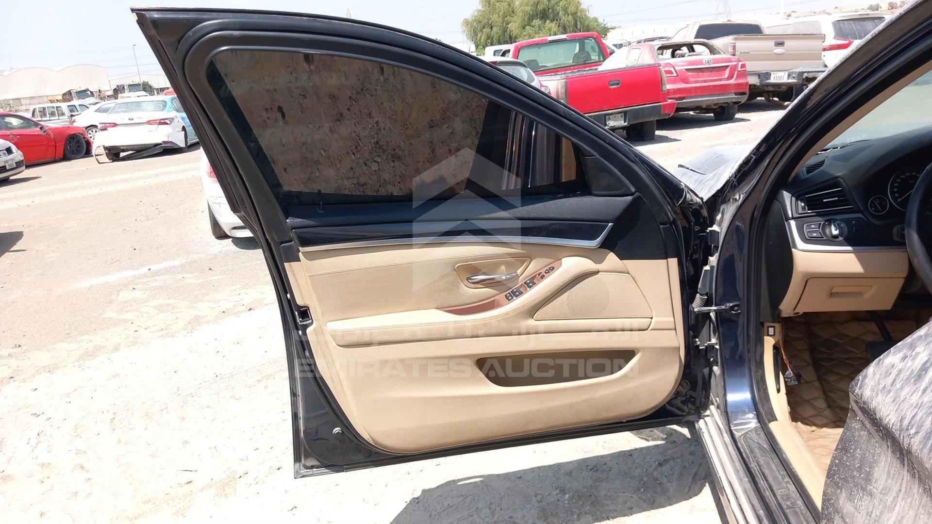 2013 BMW 520 I VIN: WBAXG1104DDY85233