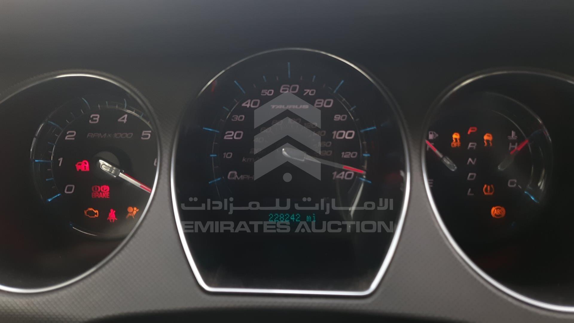 2011 FORD TAURUS VIN: 1FAHP2DW5BG137766