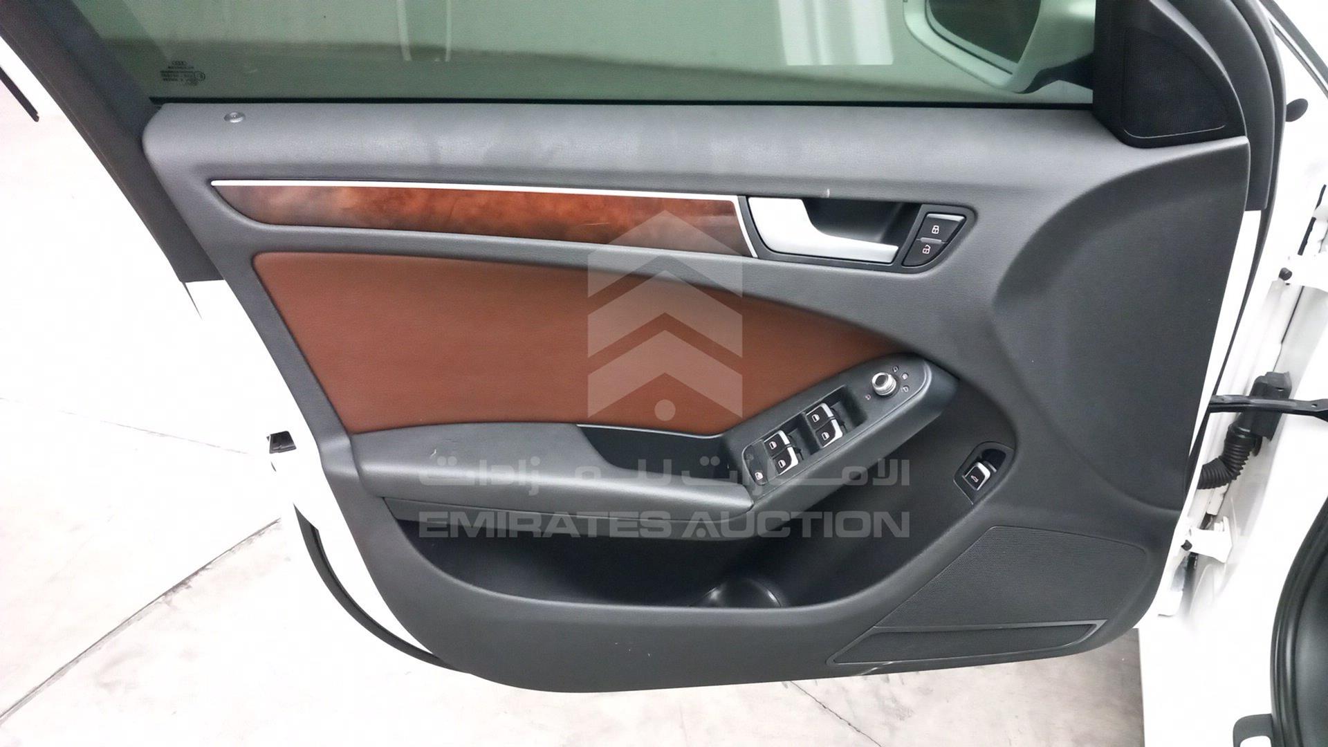 2014 AUDI A4 VIN: WAUACCFL5EN021061
