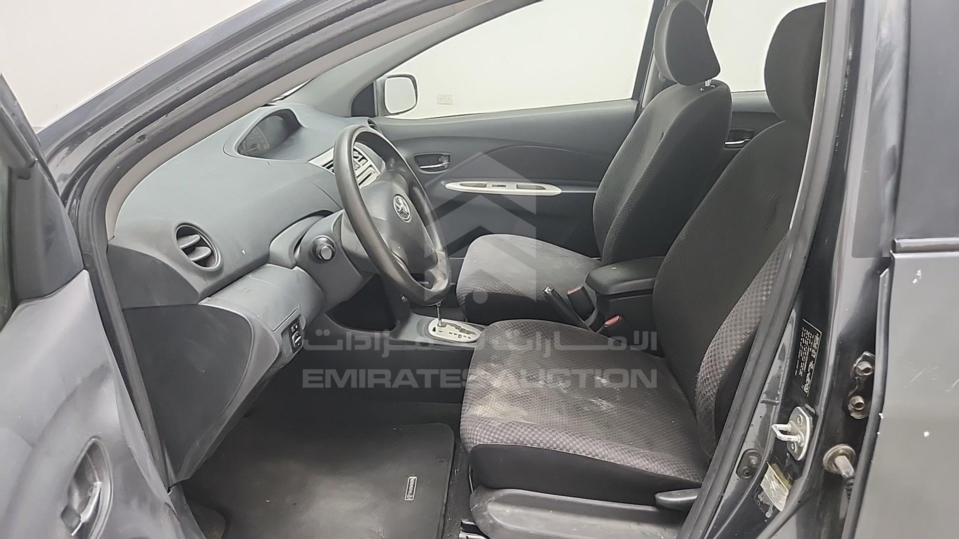 2008 TOYOTA YARIS VIN: JTDBW923081084457
