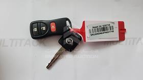 2015 Nissan Xterra — Keys — Photo 5 — Thumbnail
