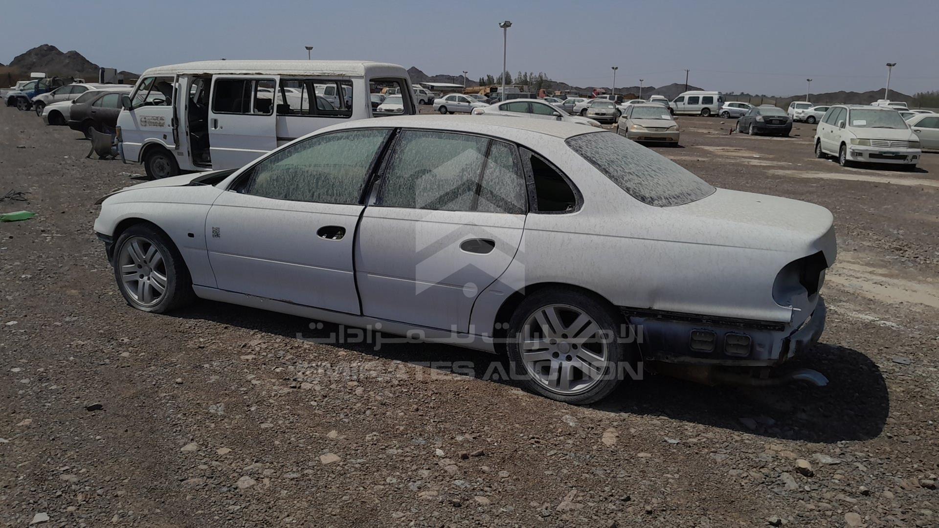 2002 CHEVROLET CAPRICE VIN: 6G1HL52F52L854018