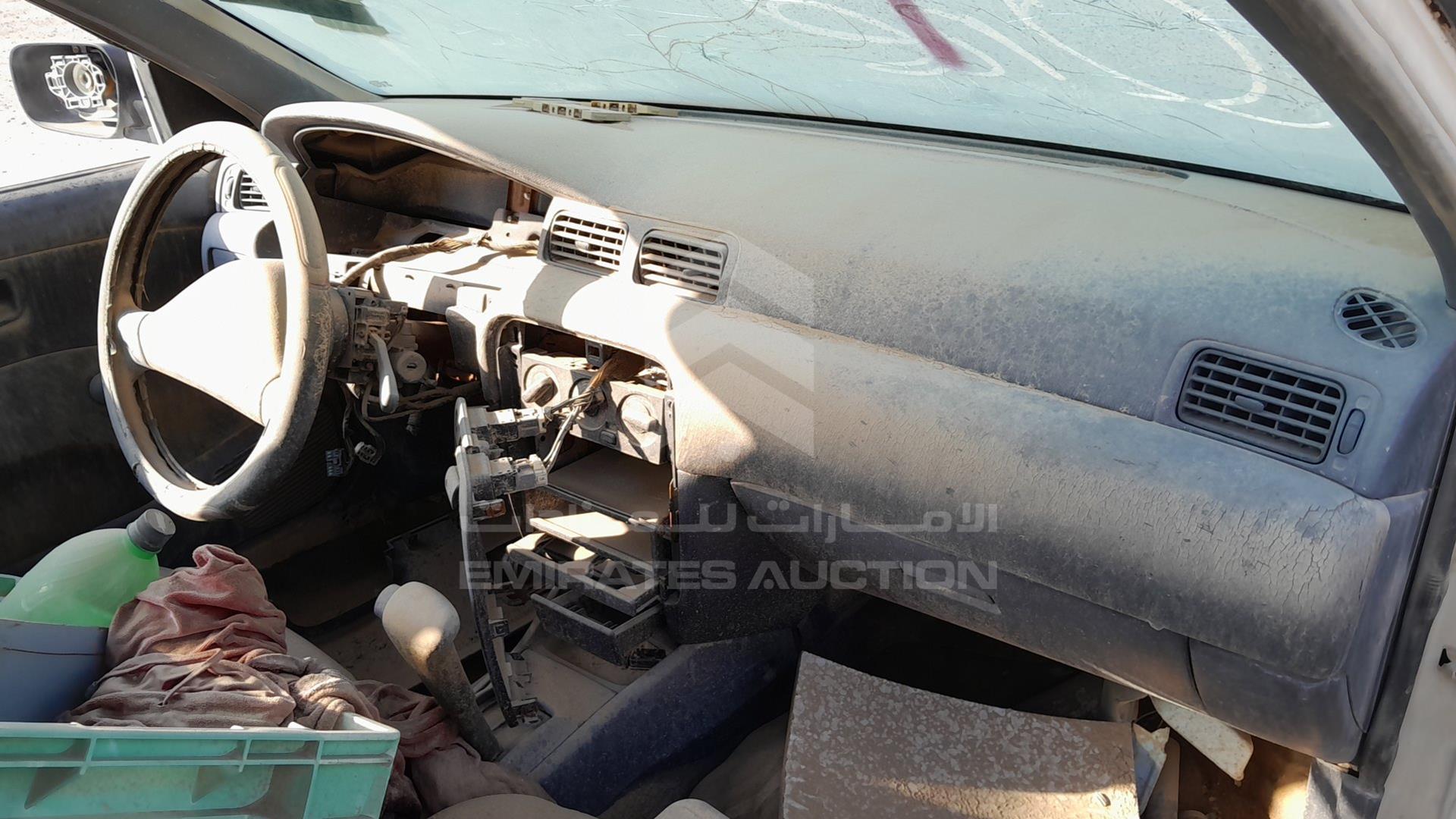 0 NISSAN SUNNY VIN: JN1BBAB14Z0321765