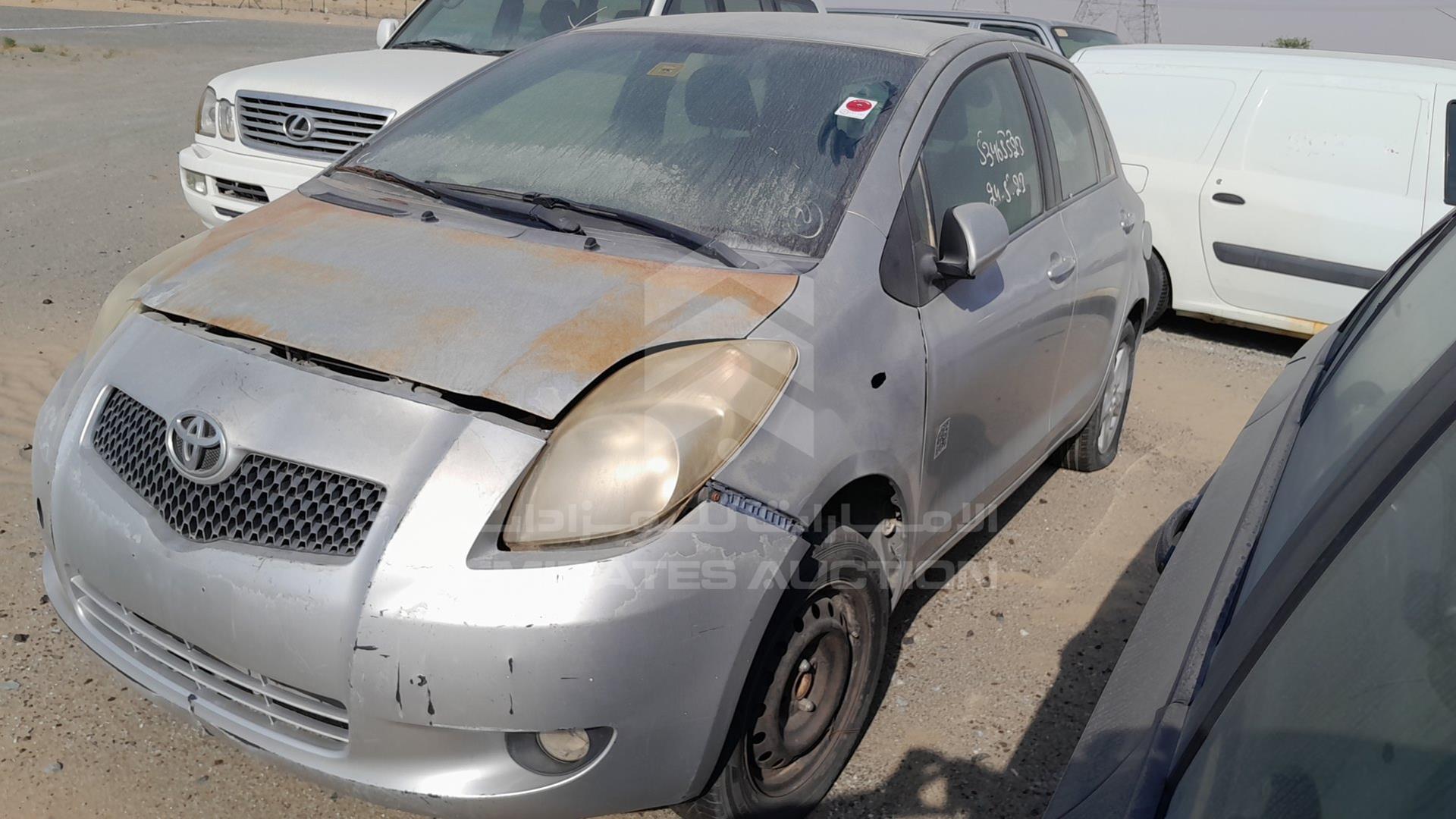 2007 TOYOTA YARIS VIN: JTDKW923675047131
