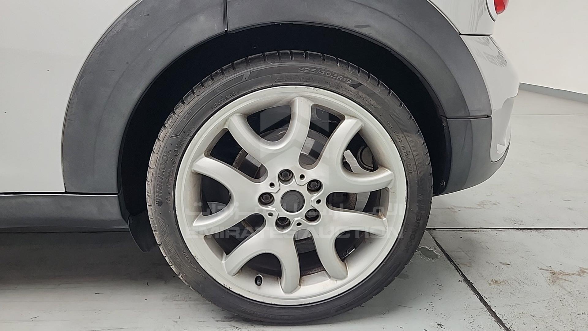 2014 MINI COOPER COUNTRYMAN VIN: WMWZC5108EWP02692