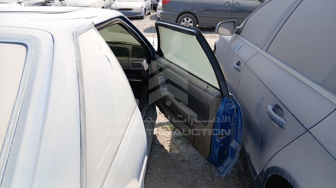 1990 Ford Mustang - Scrap without document — Front Right Door — Photo 22