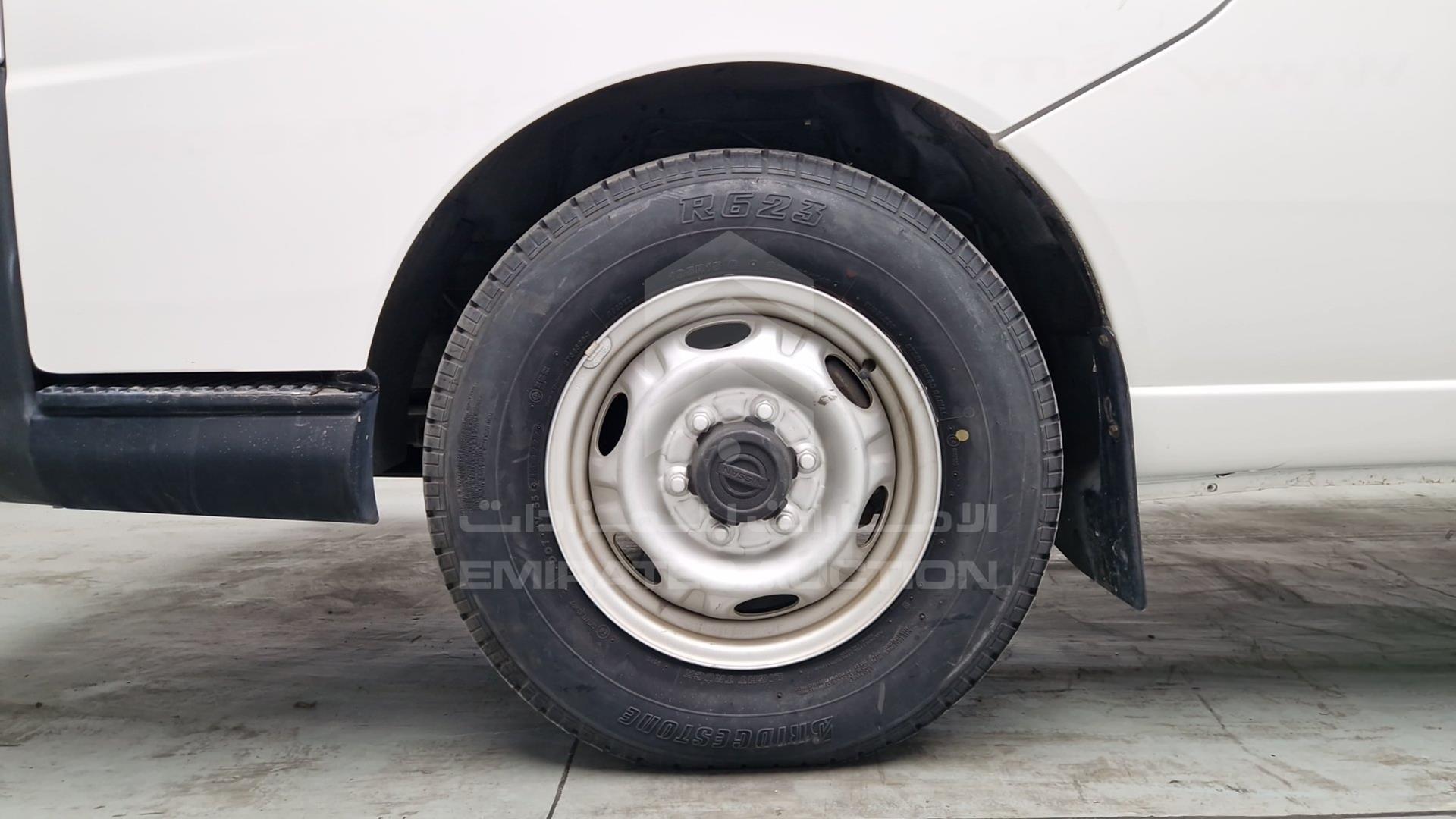 2010 NISSAN URVAN VIN: JN6AE54SXAX020664