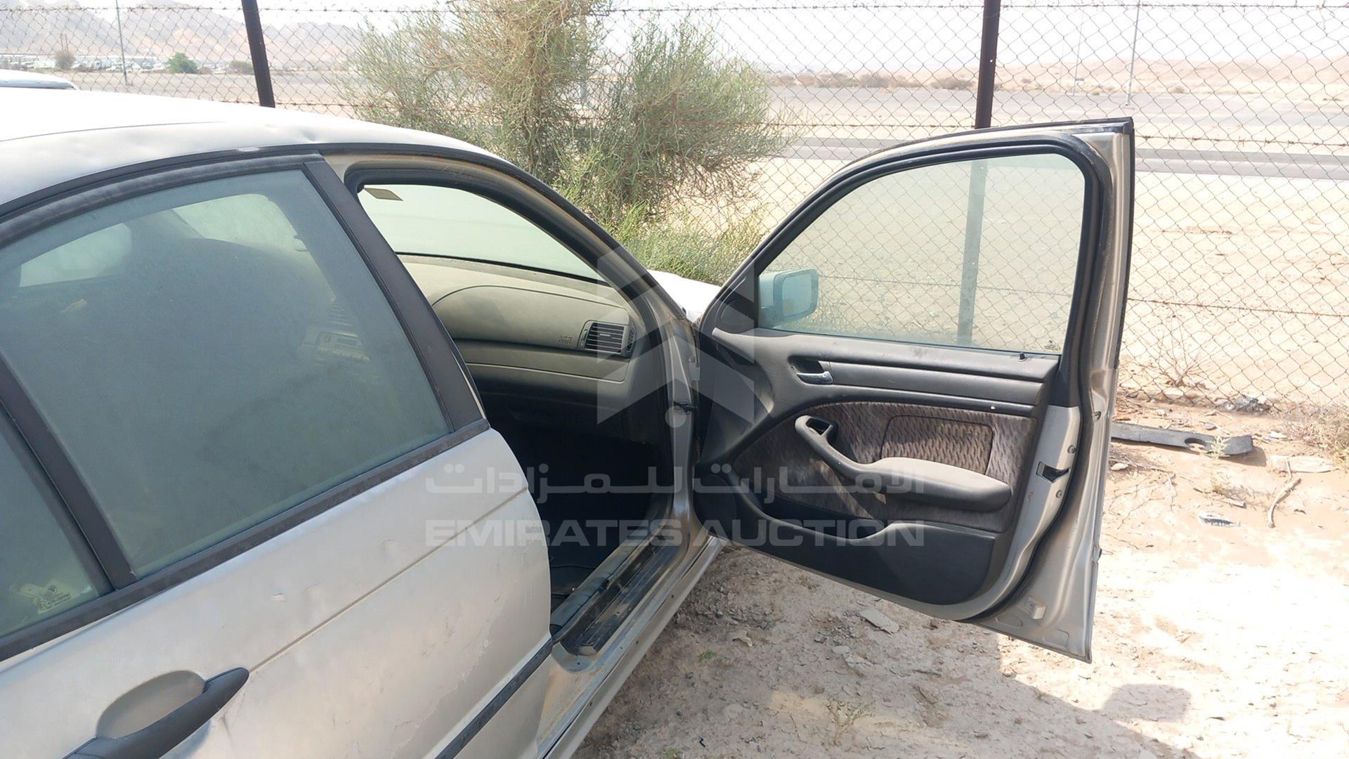 0 BMW 323 I VIN: WBAAL3100XEF96820