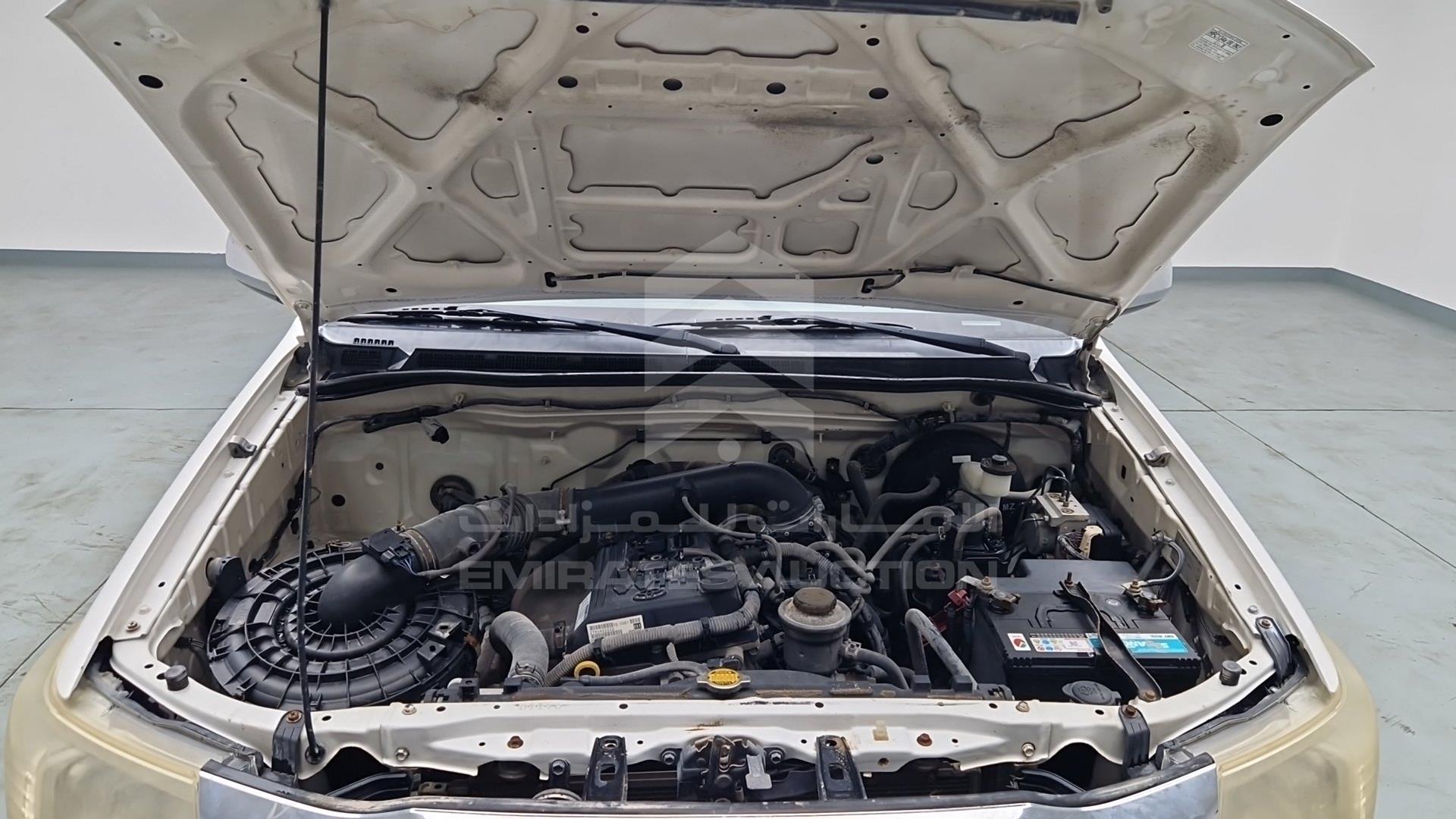 2015 TOYOTA HILUX VIN: MR0EX12G5F2354399