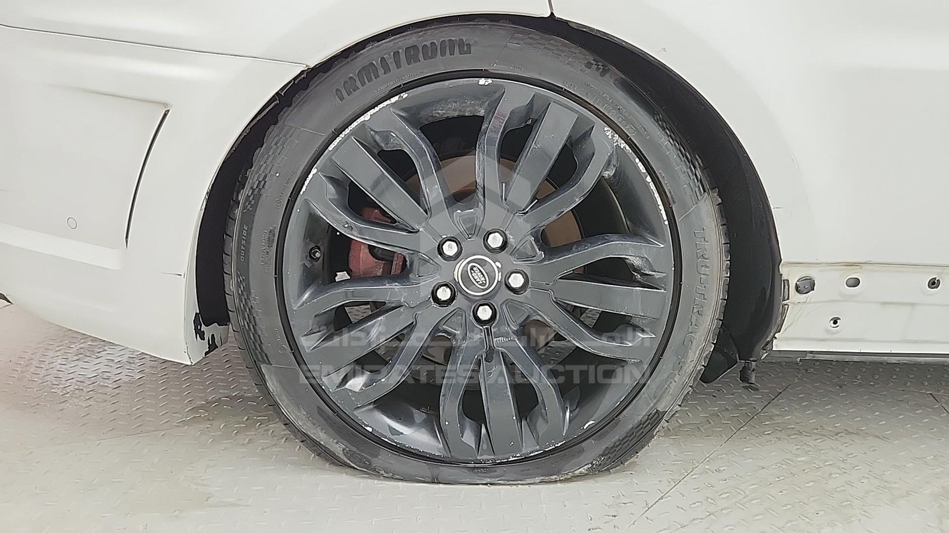 2014 RANGE ROVER SPORT VIN: SALWA2EF2EA302173