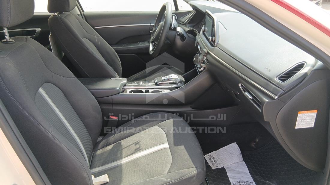 2021 Hyundai Sonata Hybrid — Front Right Passenger Seat View — Photo 23