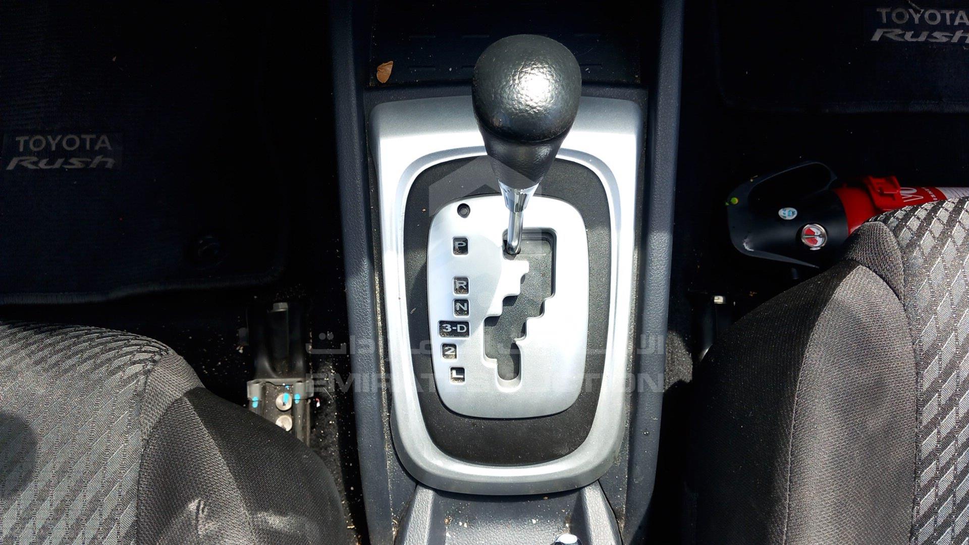 2019 TOYOTA RUSH VIN: MHKEF8BF9KK004078