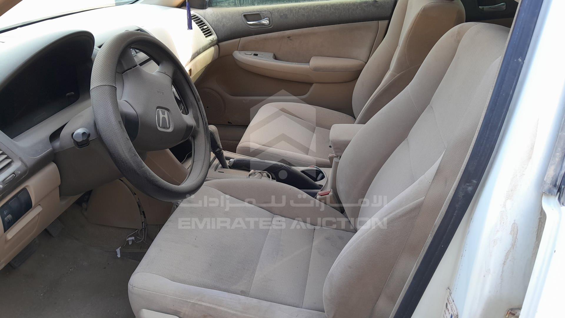 2003 HONDA ACCORD VIN: JHMCM56563C400423