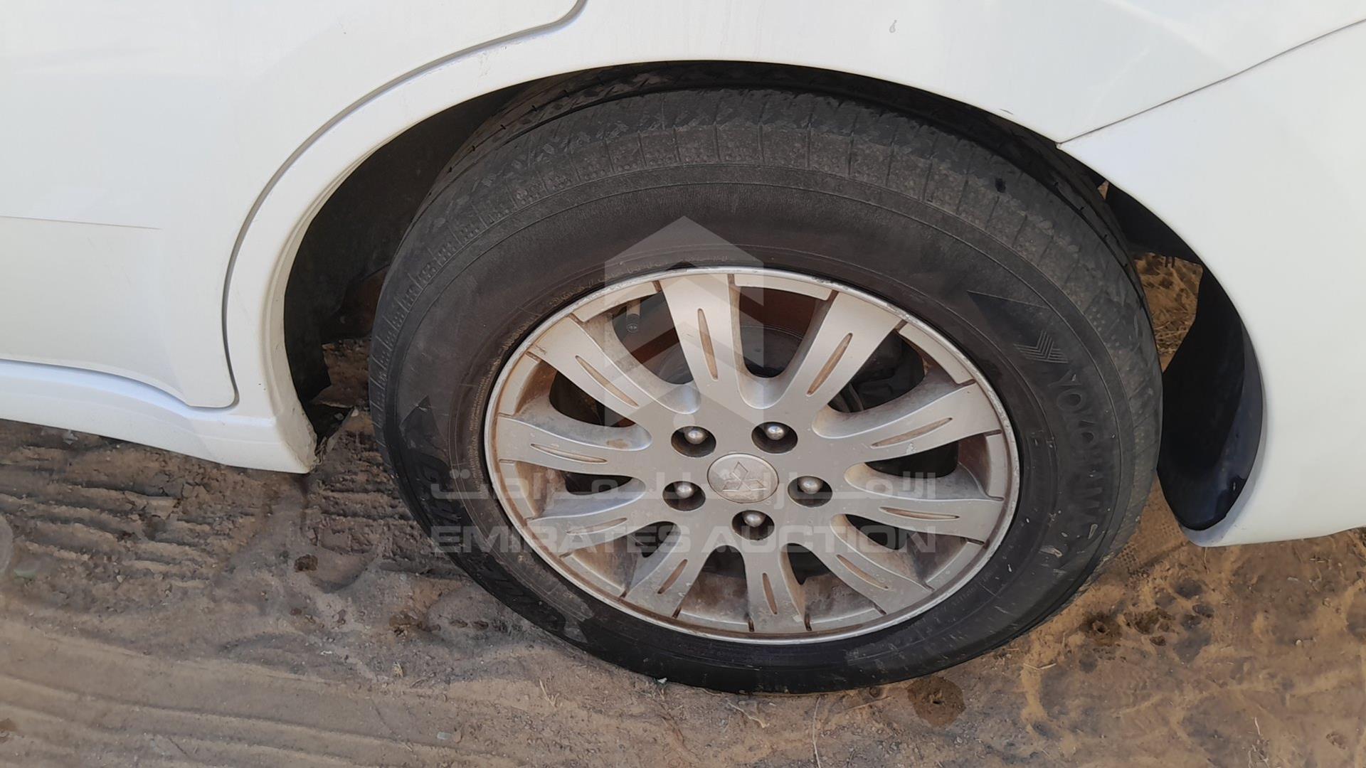 2008 MITSUBISHI GALANT VIN: 4P3SYDJ3A8E803902