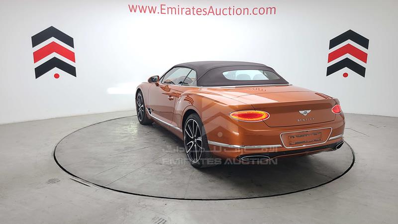 SCBDA3ZG8LC083991 Auction: EmiratesAuction Lot: 418778 SCBDA3ZG8LC083991 Bentley Continental 2020 ORANGE Photo 10