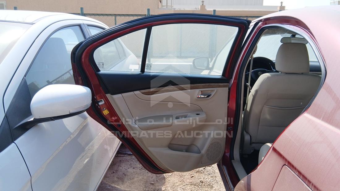 سوزوكي سياز 2023 — الباب الخلفي الأيسر — صورة 20