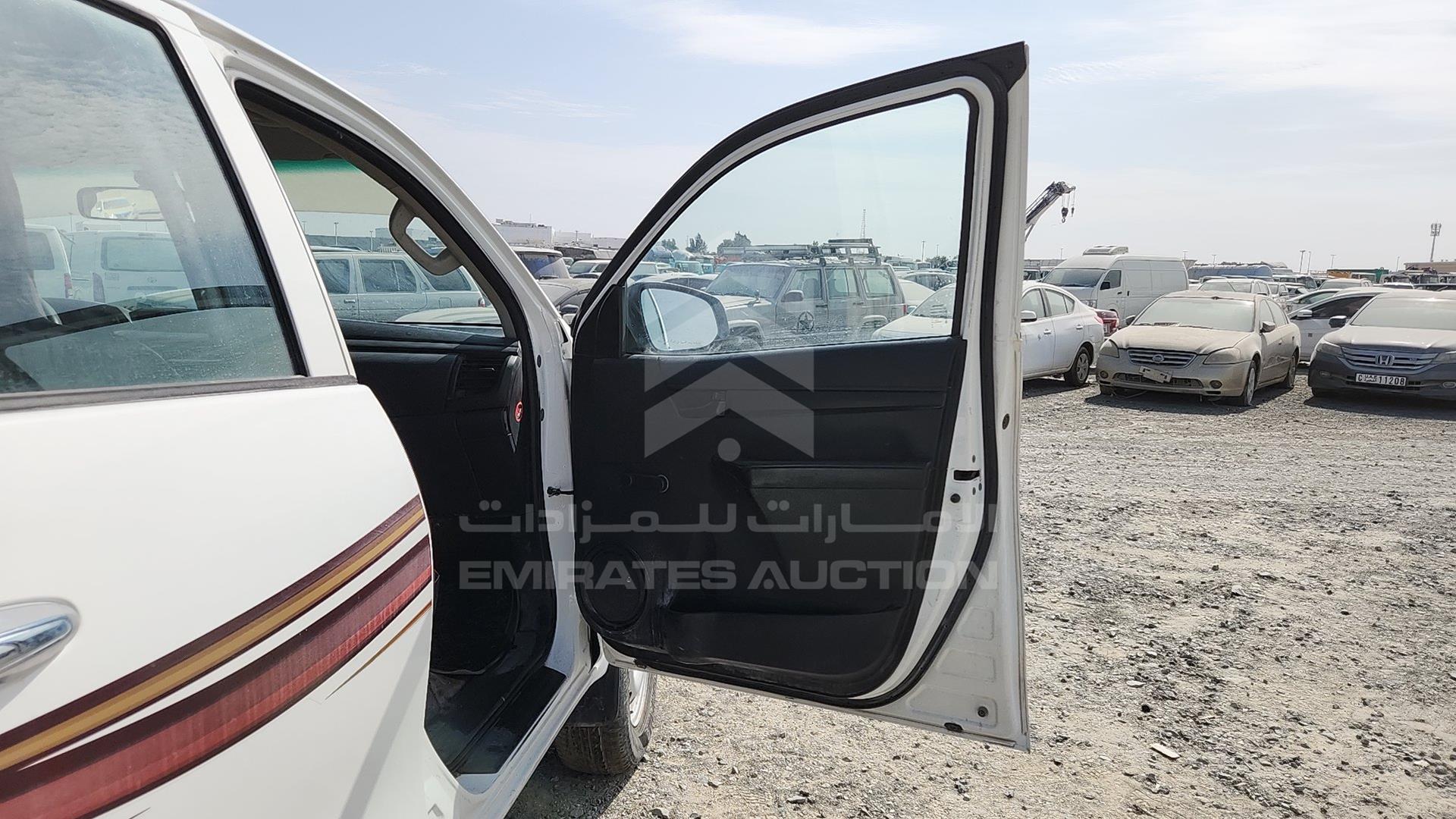 2019 TOYOTA HILUX VIN: MR0DX9CD2K2636430