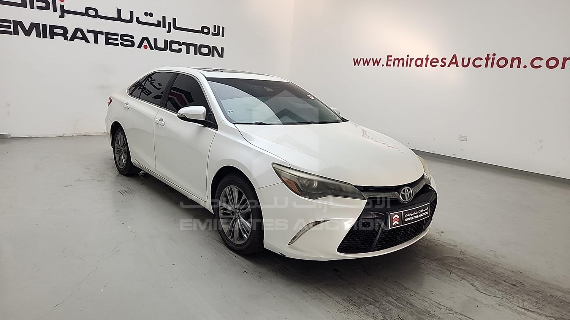 2016 TOYOTA CAMRY VIN: 4T1BF1FK2GU984563