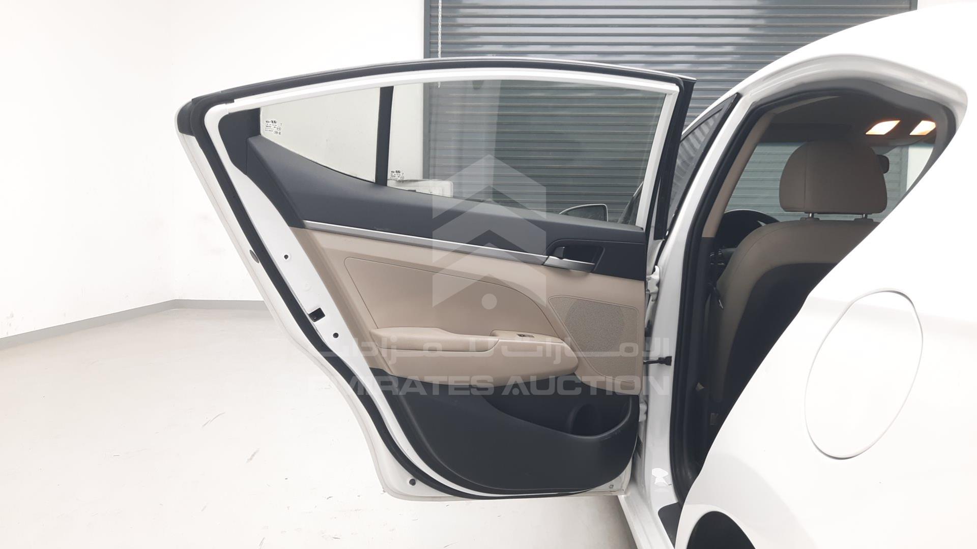 2017 HYUNDAI ELANTRA VIN: KMHD741C1HU128759