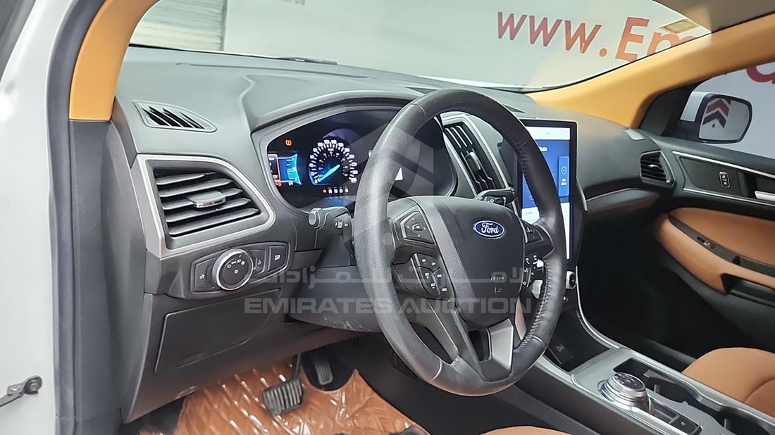 2022 Ford Edge — Front Left Driver Dashboard View — Photo 11