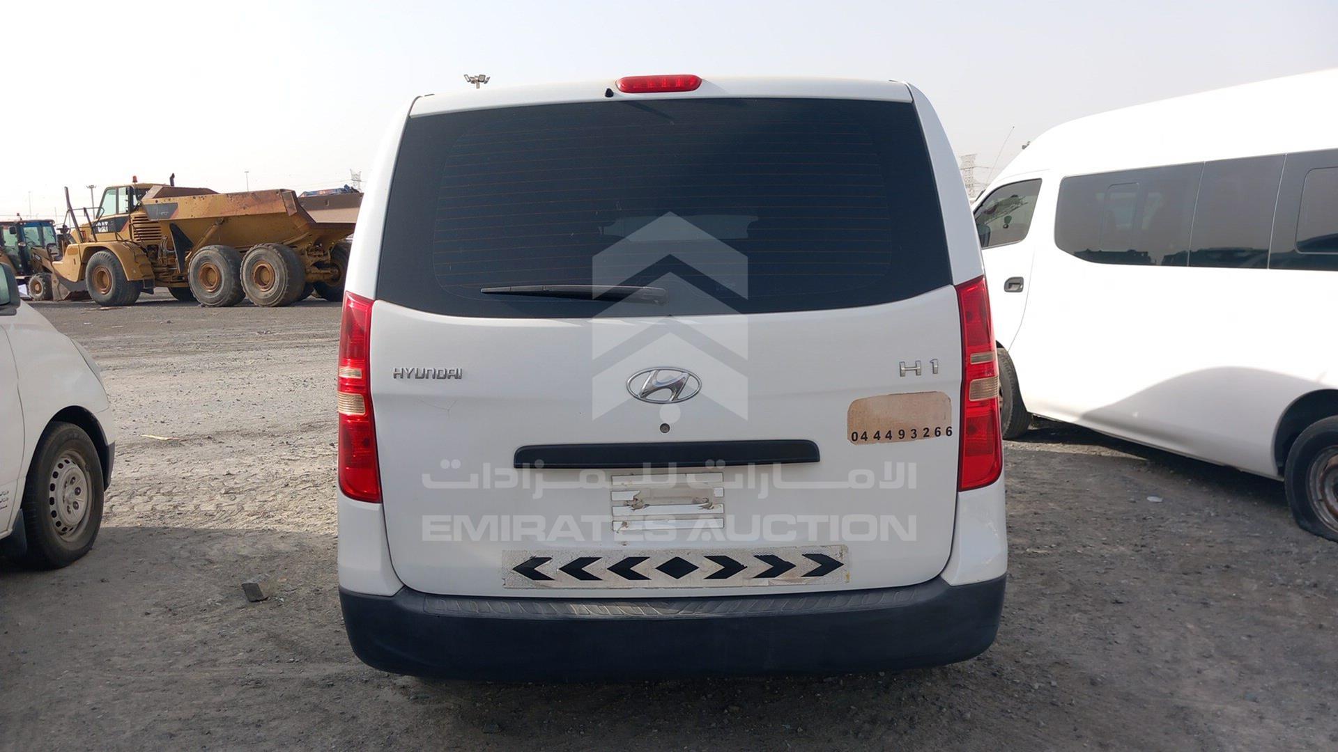2012 HYUNDAI H1 VIN: KMJWA37R0CU455693