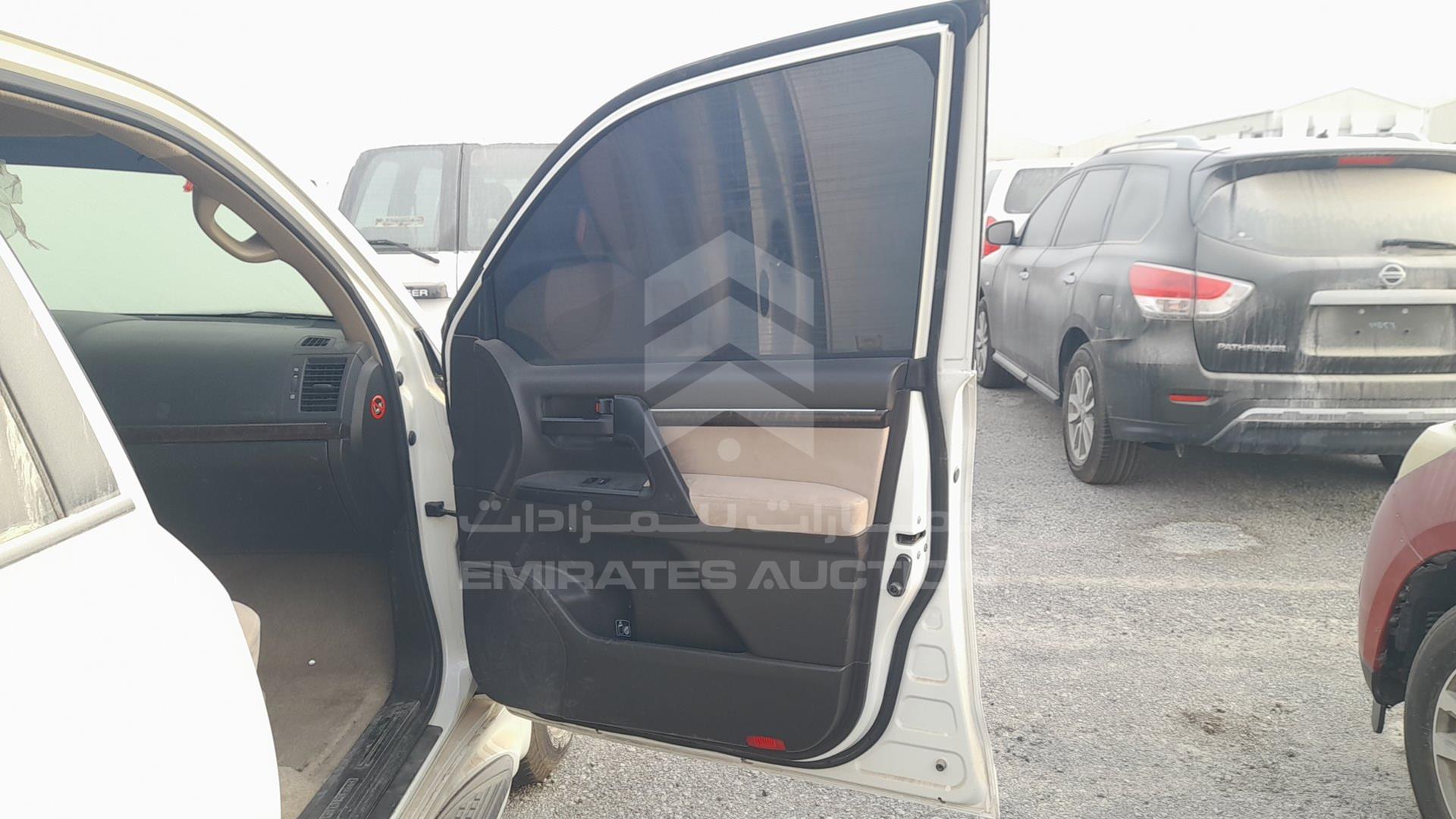 2010 TOYOTA LAND CRUISER VIN: JTMHU09J5A5036242