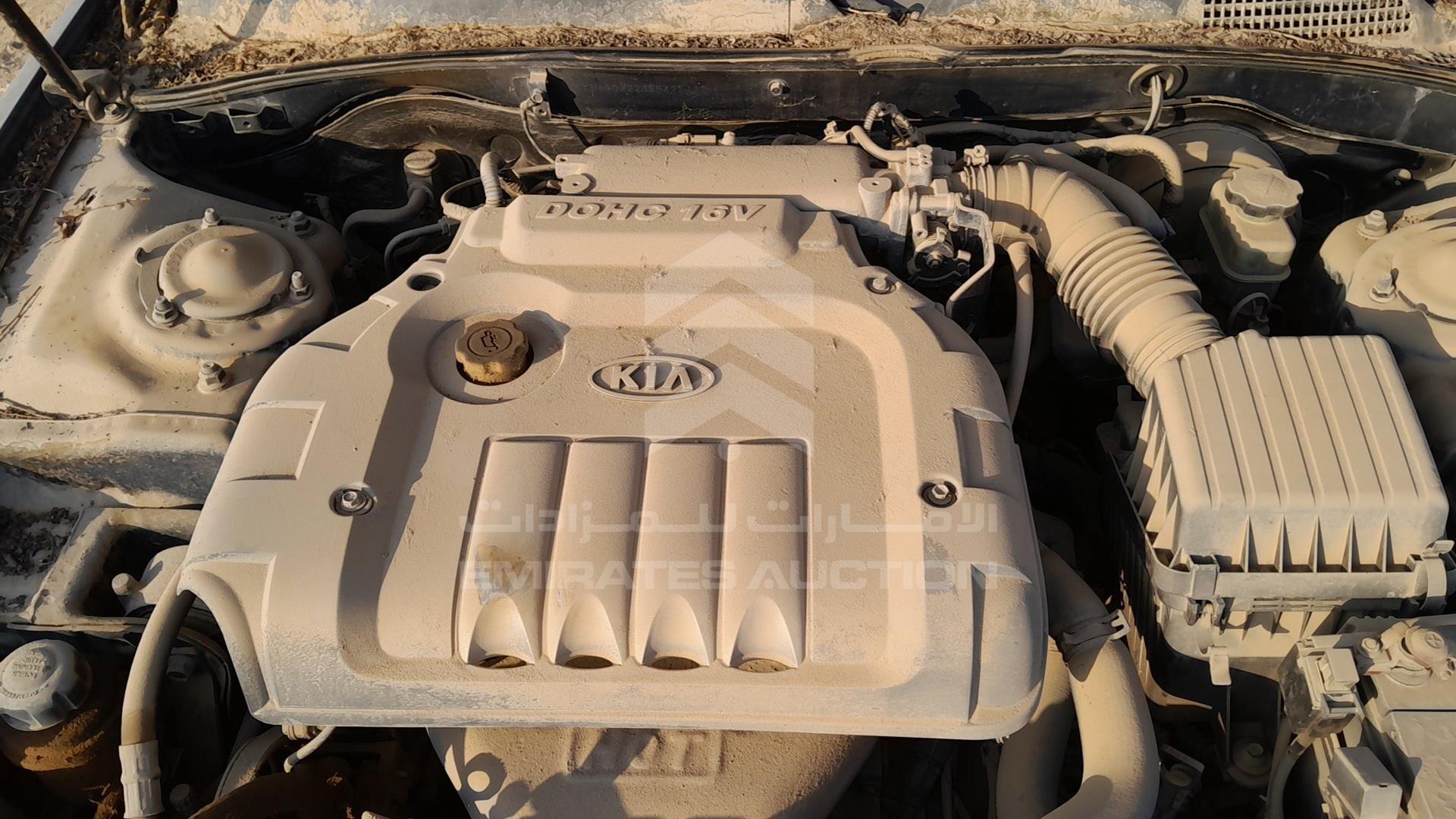 2006 KIA OPTIMA VIN: KNAGD222365425377