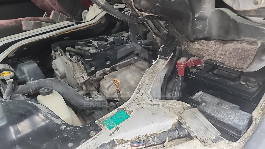 2012 Nissan Urvan — Engine Bay — Photo 22