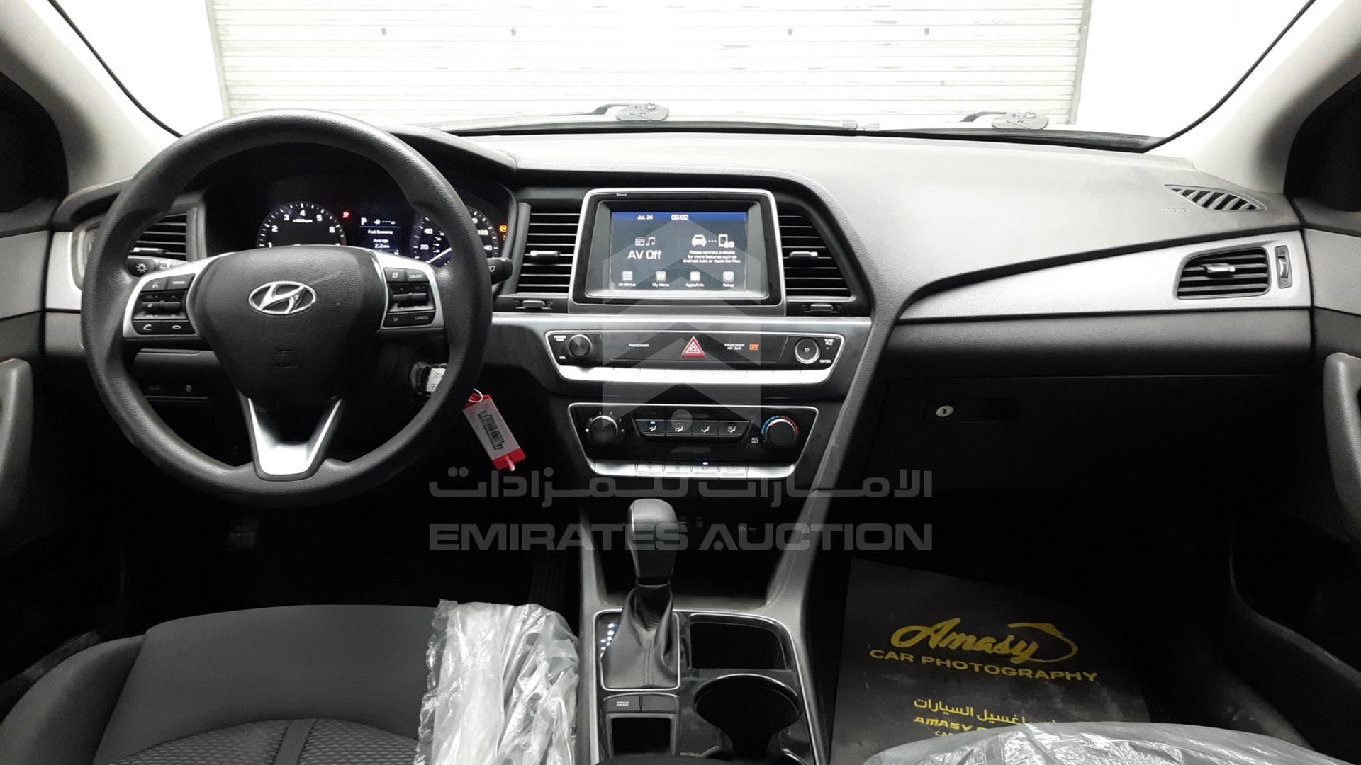 2019 HYUNDAI SONATA VIN: 5NPE24AF3KH786795