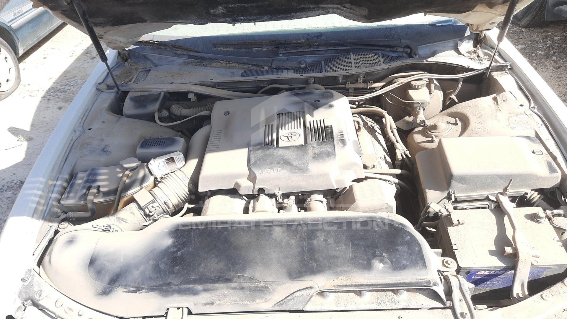 1997 LEXUS LS400 VIN: JT8BH28F5V0085297