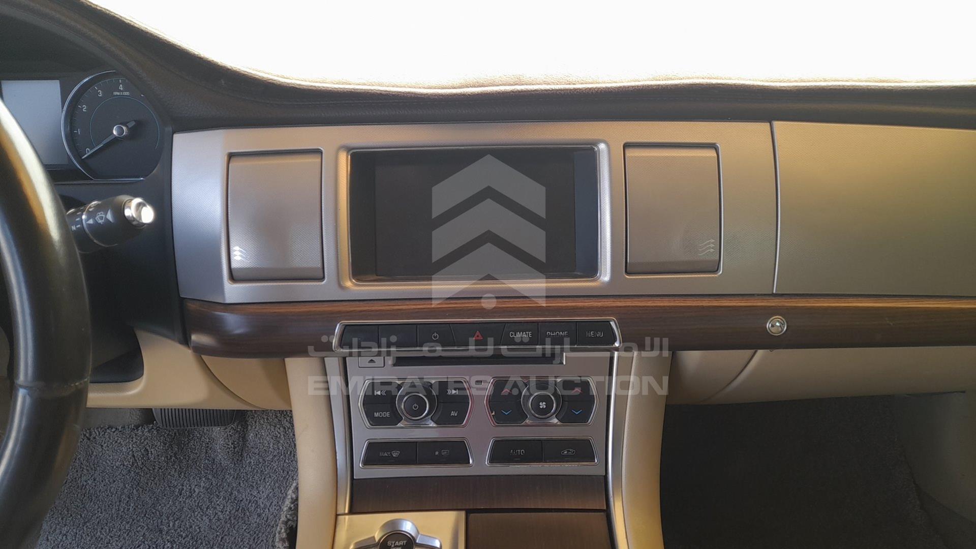 2012 JAGUAR XF VIN: SAJAA05F1CLS40239