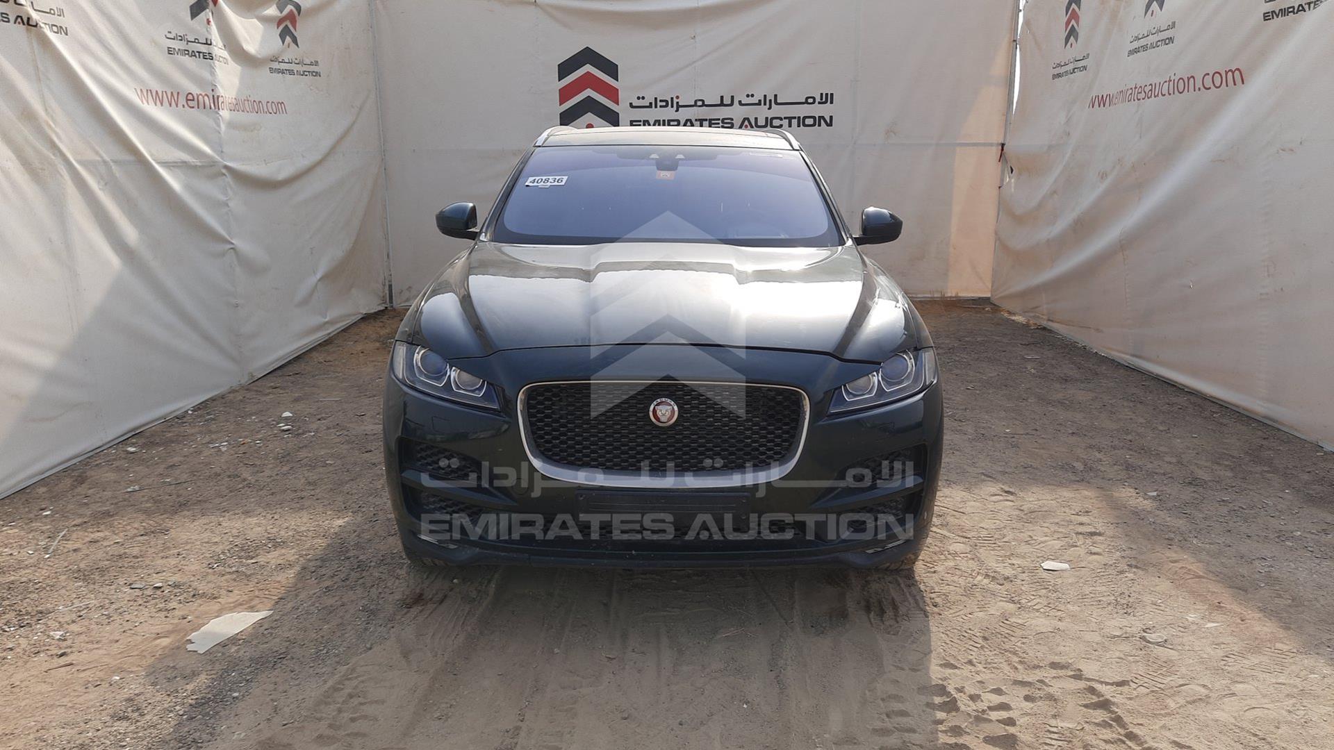 2017 JAGUAR F-PACE VIN: SADCA2BV8HA091687