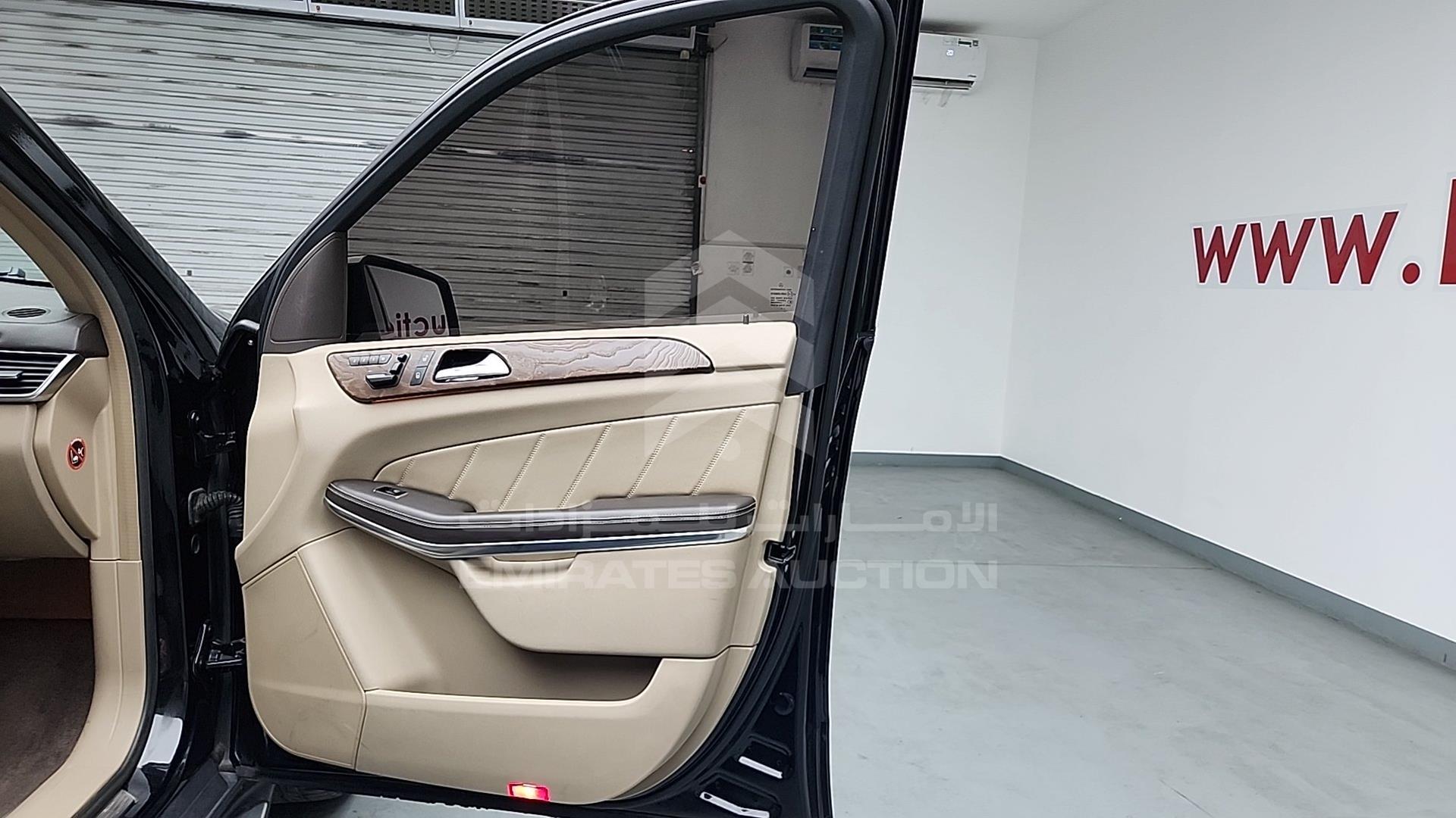 2014 MERCEDES GL 500 VIN: WDCDF7DE4EA282265