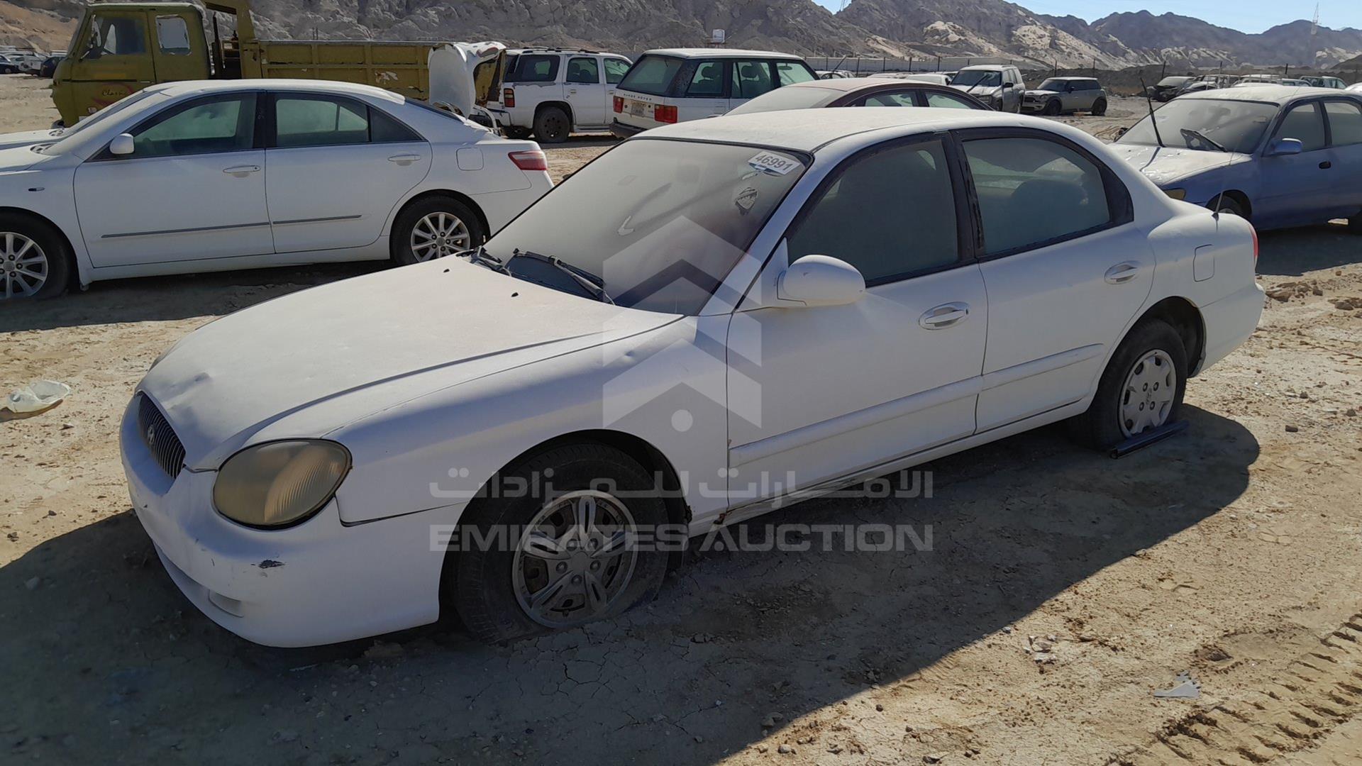 2000 HYUNDAI SONATA VIN: KMHEM41BPYA264462
