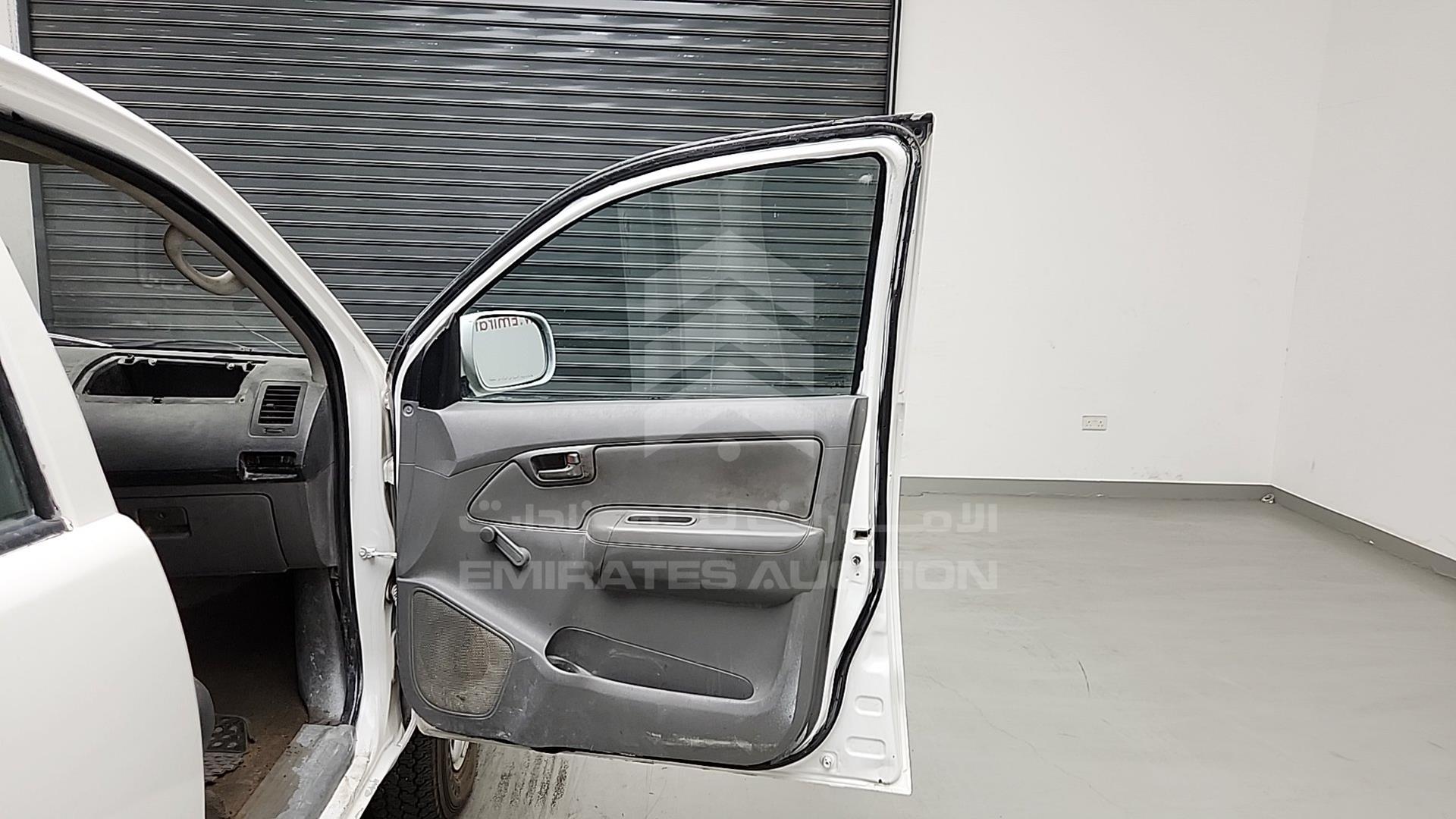 2008 TOYOTA HILUX VIN: MR0FX22G081308949