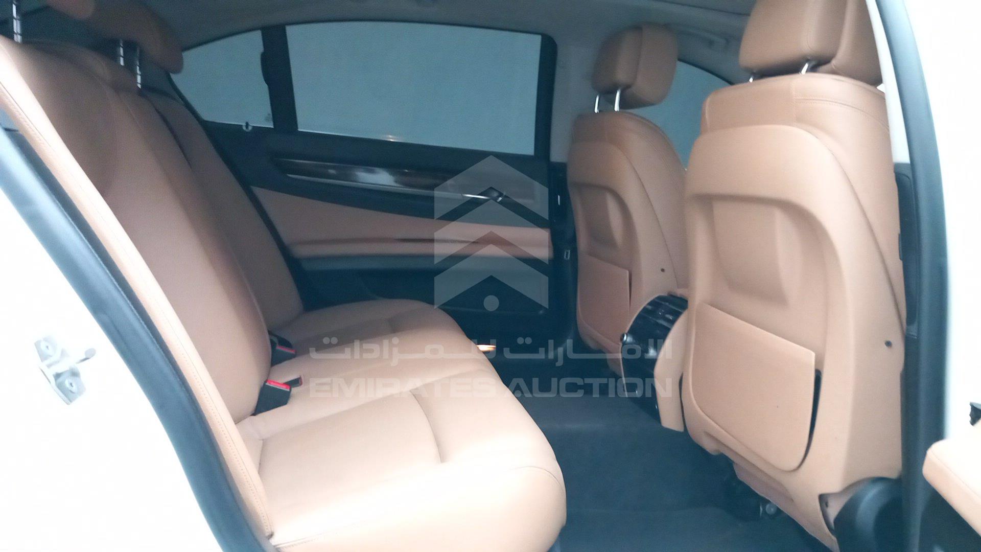 2013 BMW 730 VIN: WBAYE2109DDZ45880