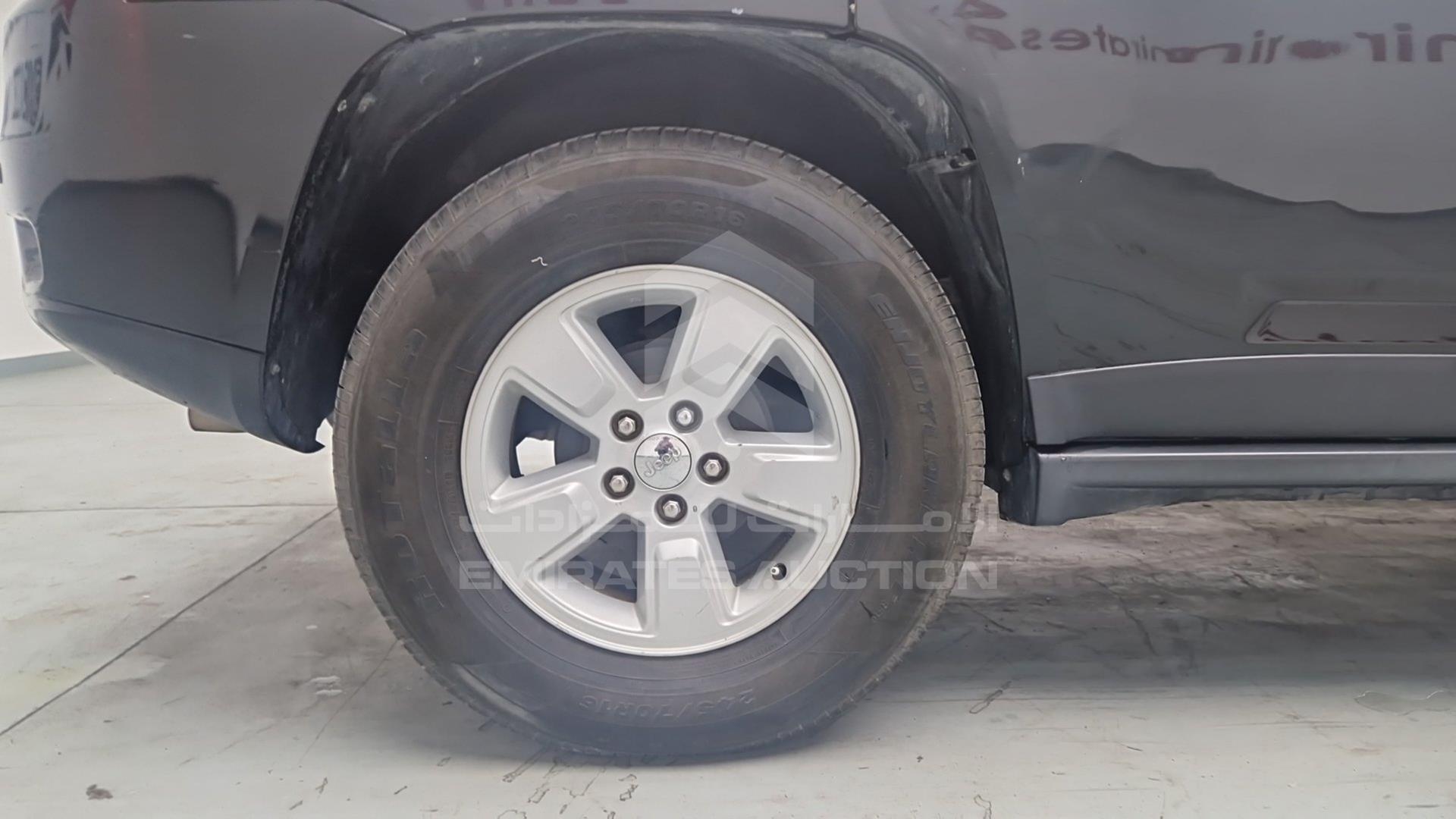 2017 JEEP COMPASS VIN: 1C4NJCEA8HD161786