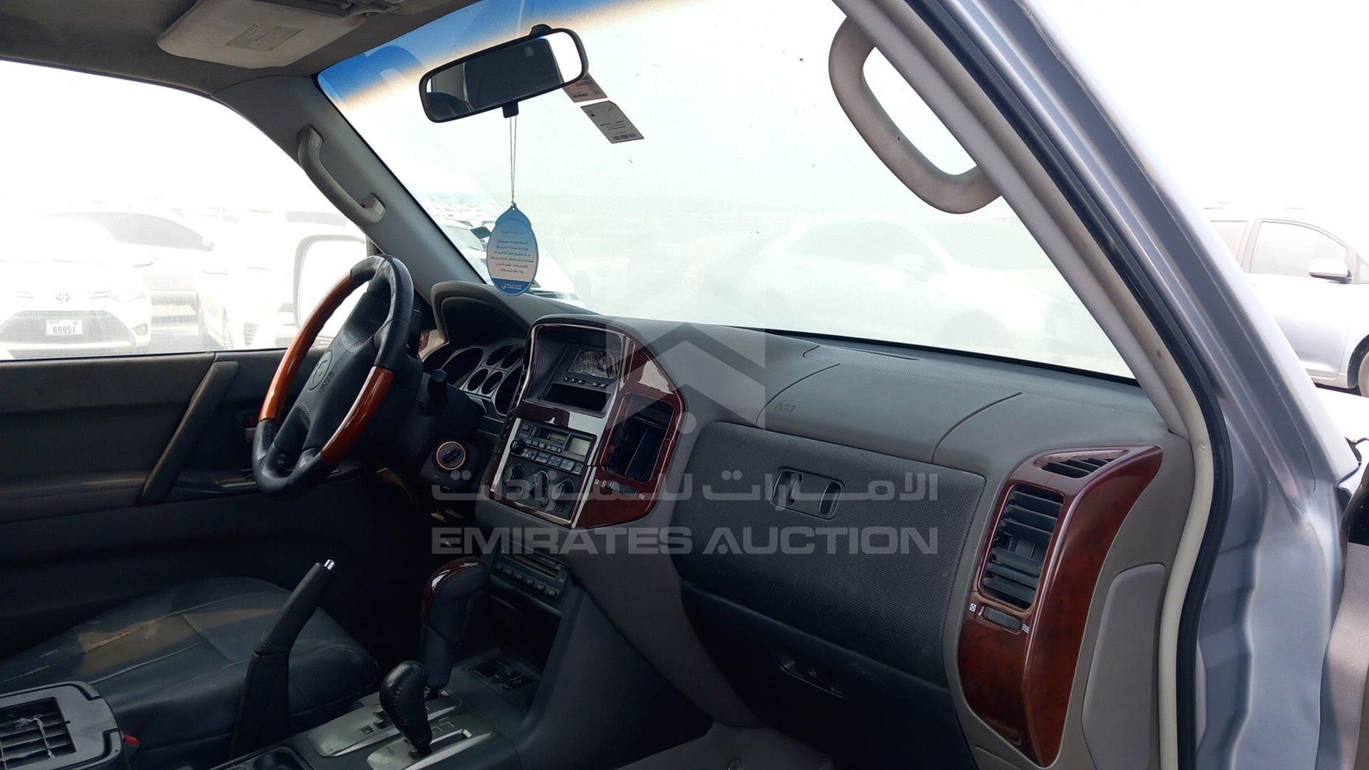 2006 MITSUBISHI PAJERO VIN: JMYLRV73W6J704329